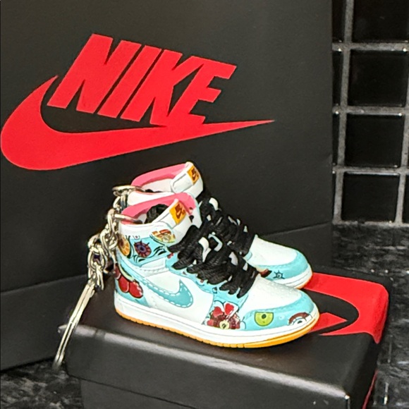 Keychains - Picture 6 of 9